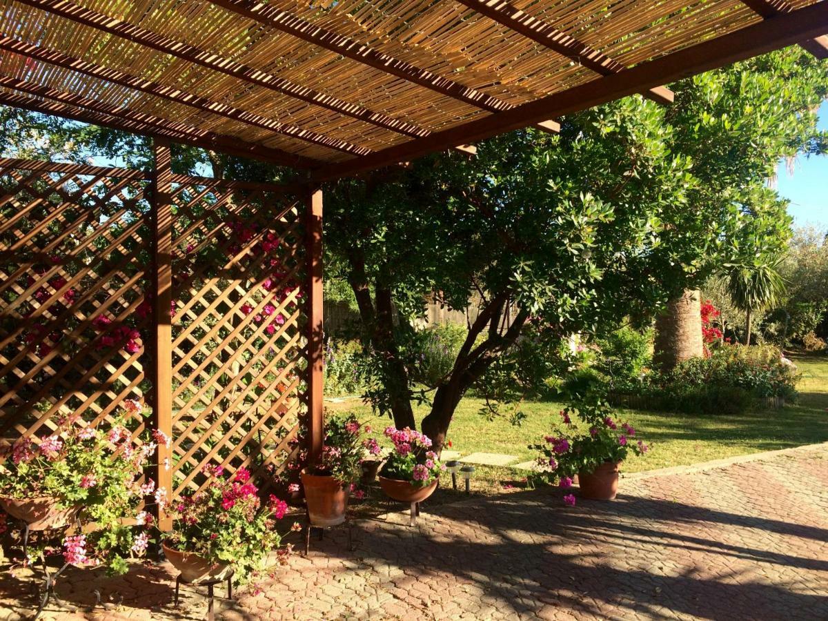奇亚Casa Del Mirto Bianco别墅 外观 照片
